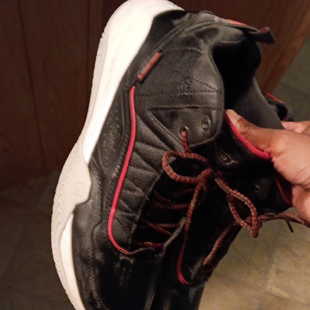 Stylish Black and Red Men's Sneakers